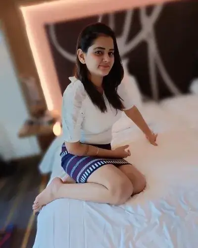 Escort Service In Porsa